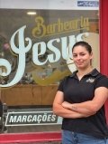 Mariana Silva, barbeira na Barbearia Jesus